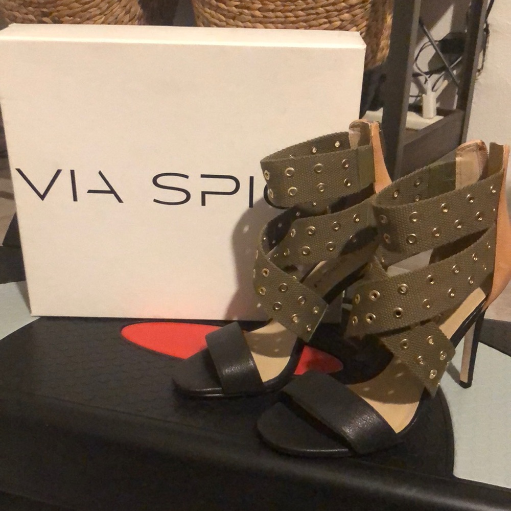 2 tone heels